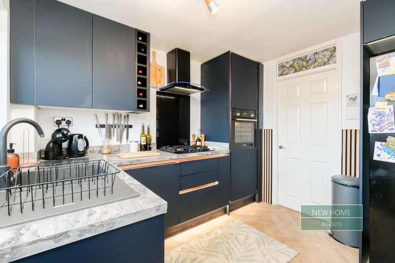 Property photo 2 of 15 Photo 9