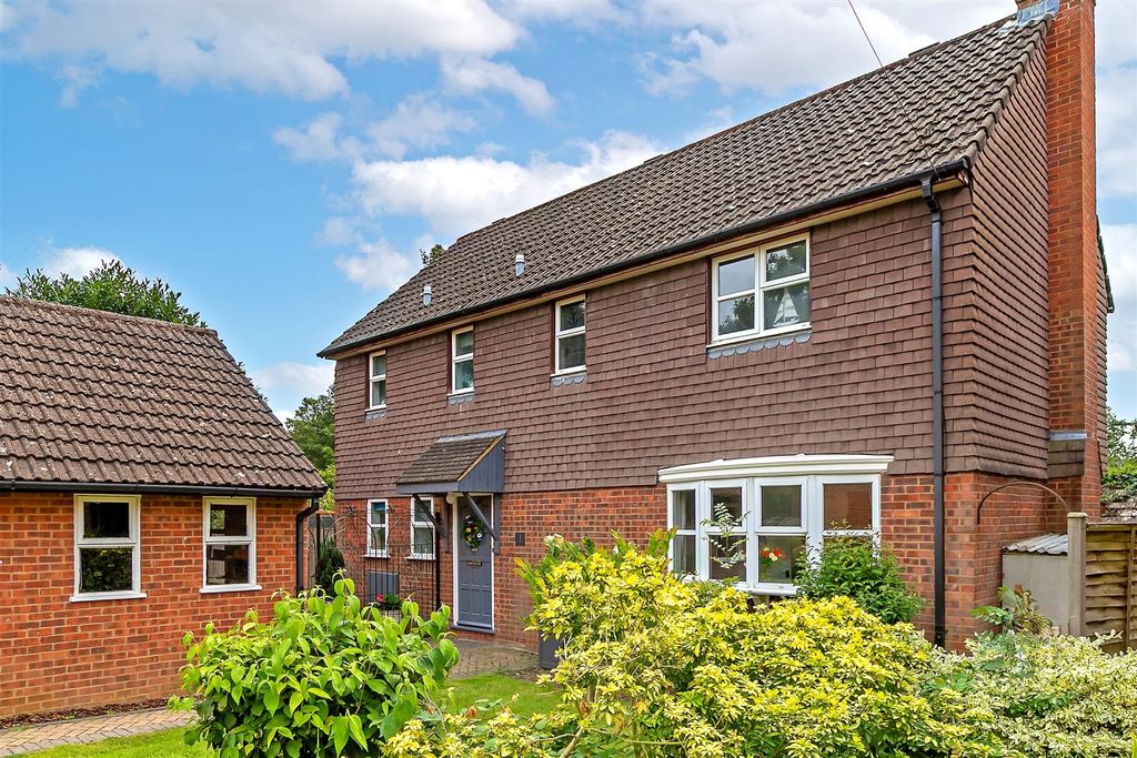Property photo 1 of 26 1Merryfields-21.Jpg