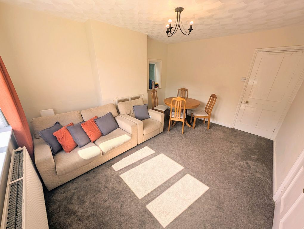 Property photo 2 of 26