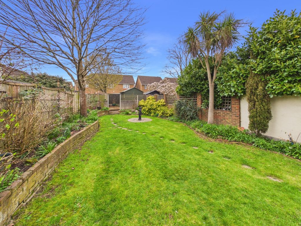 Property photo 3 of 17 Picture No. 12