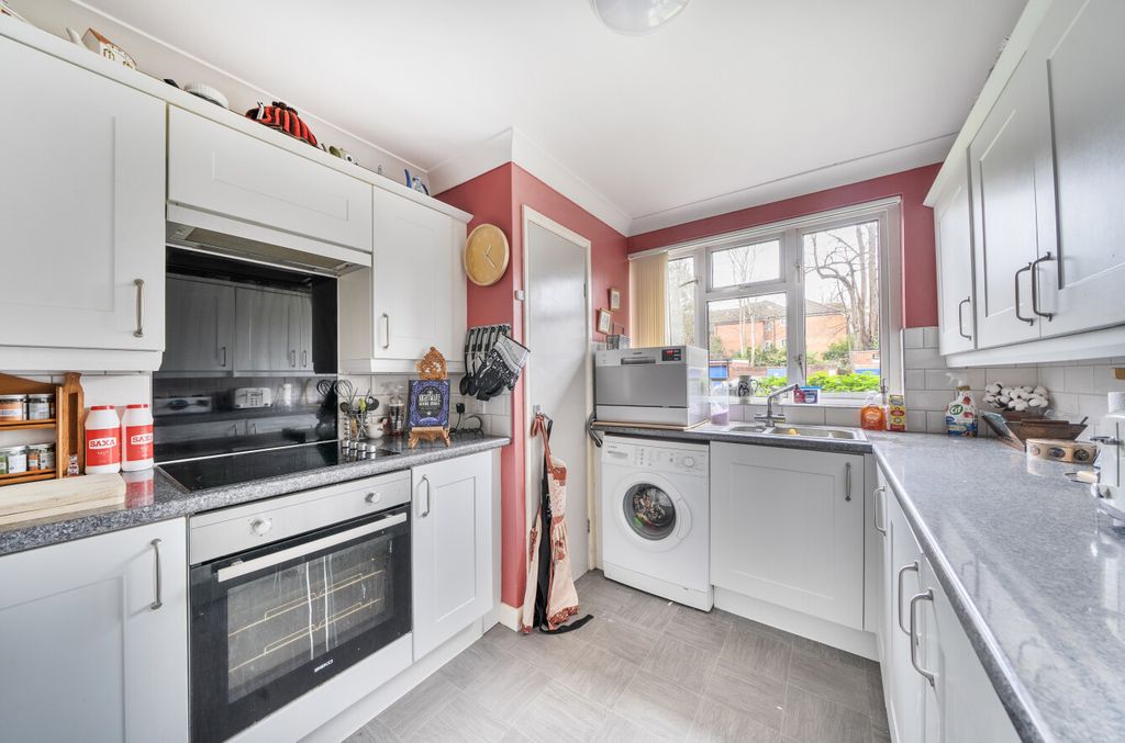 Property photo 3 of 8 1402168-13-6978Dd...