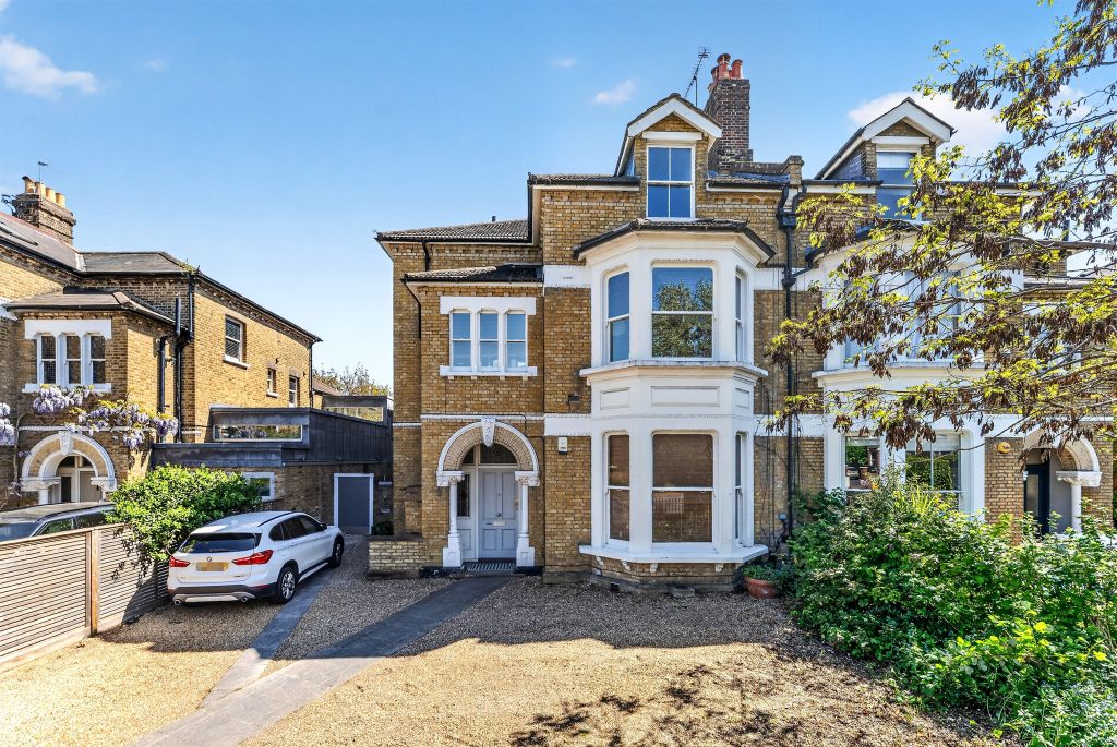 Property photo 1 of 13