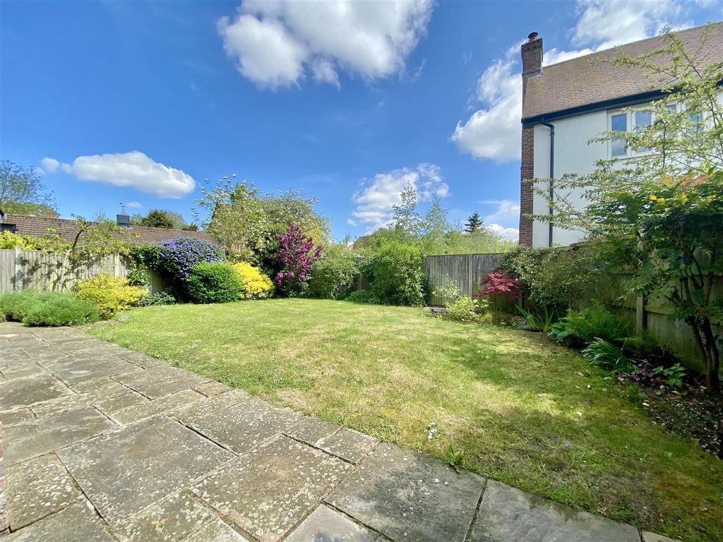 Property photo 2 of 19