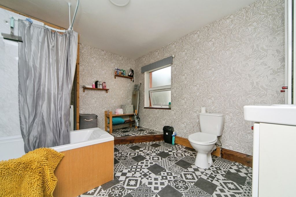 Additional image 16 of 6 bed end terrace house for saleMarine Crescent, Penmaenmawr, Conwy LL34