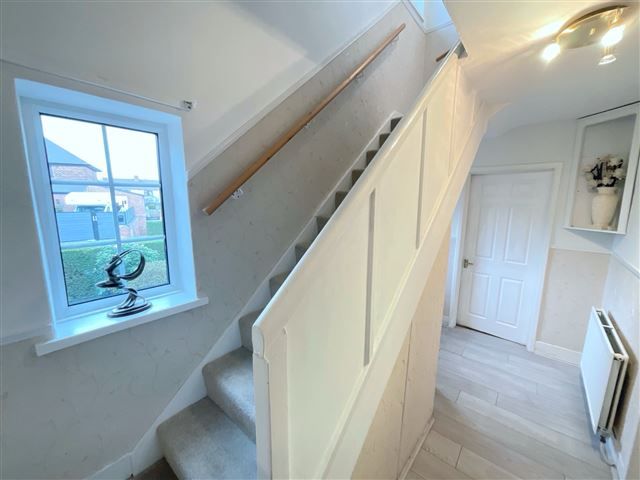 Property photo 3 of 21 Hallway