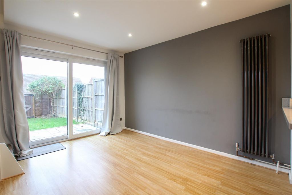 Property photo 3 of 11 Img_8805.Jpg