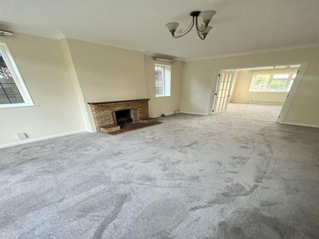 Property photo 3 of 13 Living Room