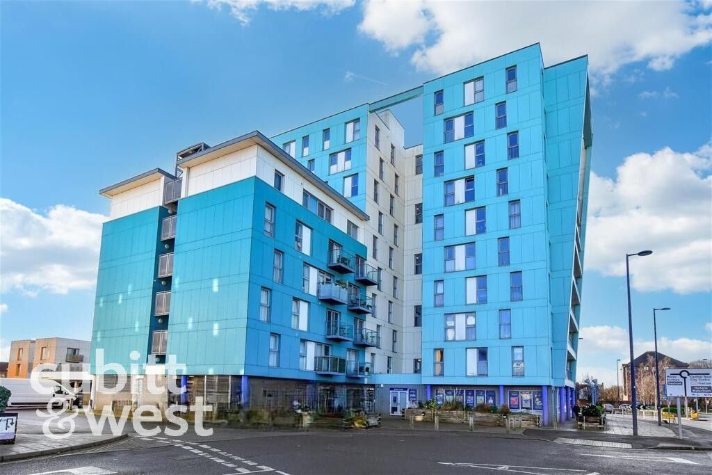 Property photo 1 of 10