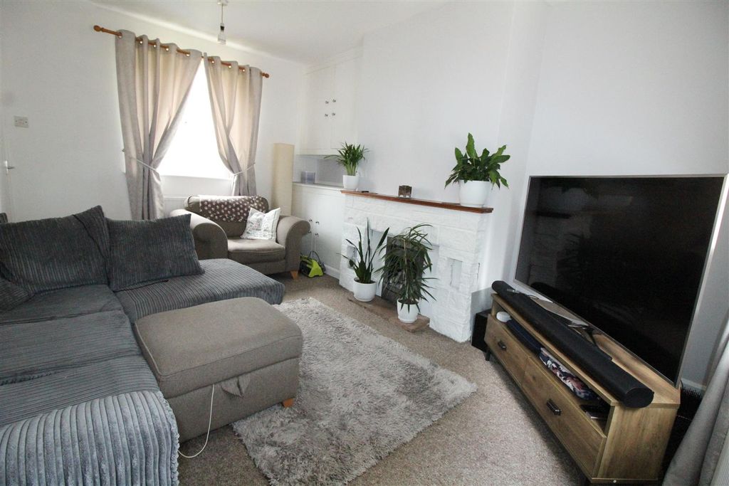 Property photo 2 of 10 Img_0610.Jpg