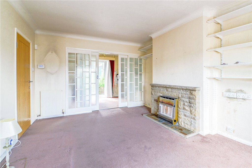 Property photo 2 of 17 Lounge