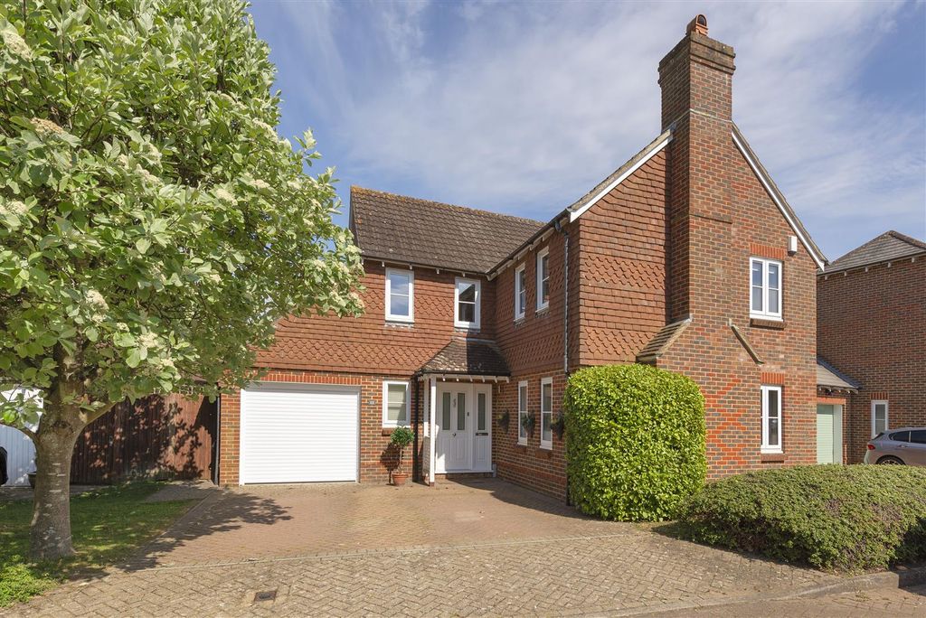 Property photo 1 of 21 13Goldings01.Jpg
