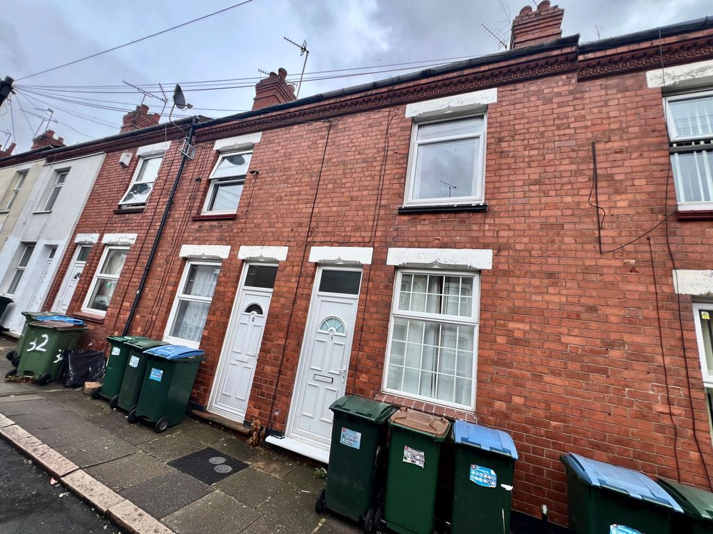 Property photo 1 of 7