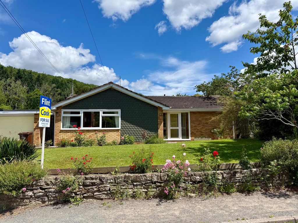 Property photo 1 of 19
