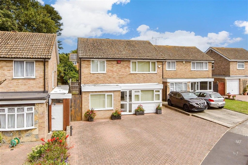 Property photo 1 of 16 External (Web)