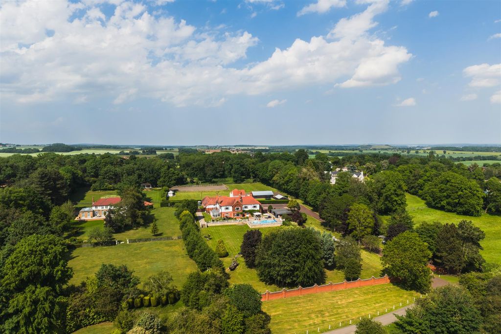 Property photo 1 of 107 Exterior And Gardens