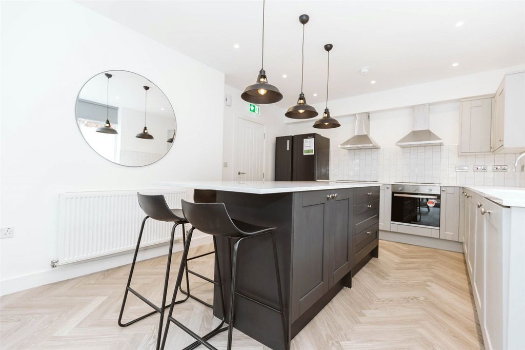 Property photo 3 of 19 Picture No. 55