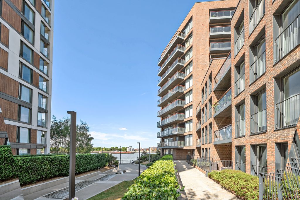 Property photo 2 of 15 1325553-3-686Fd7623754c