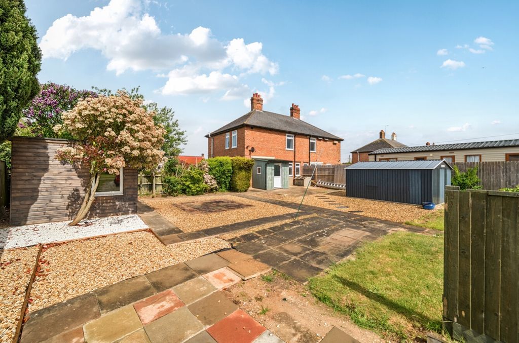 Property photo 2 of 15 1459404-10-6A060Db224Fe2