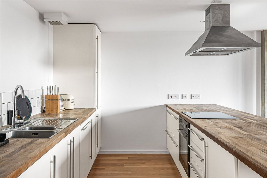 Property photo 3 of 22 Open Plan Kitchen