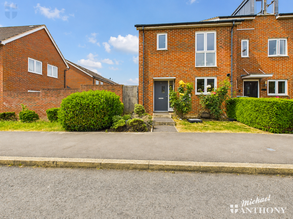Property photo 1 of 16 9c2Babdd-c22d-4A71-9661-85Fc6555E68E