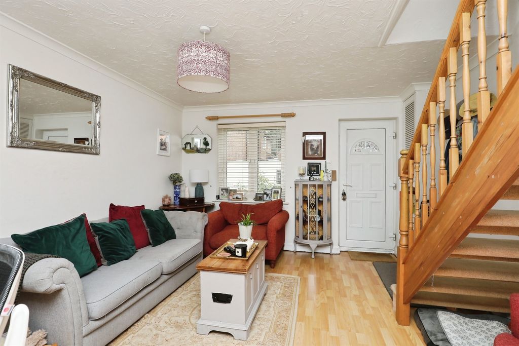 Property photo 3 of 16