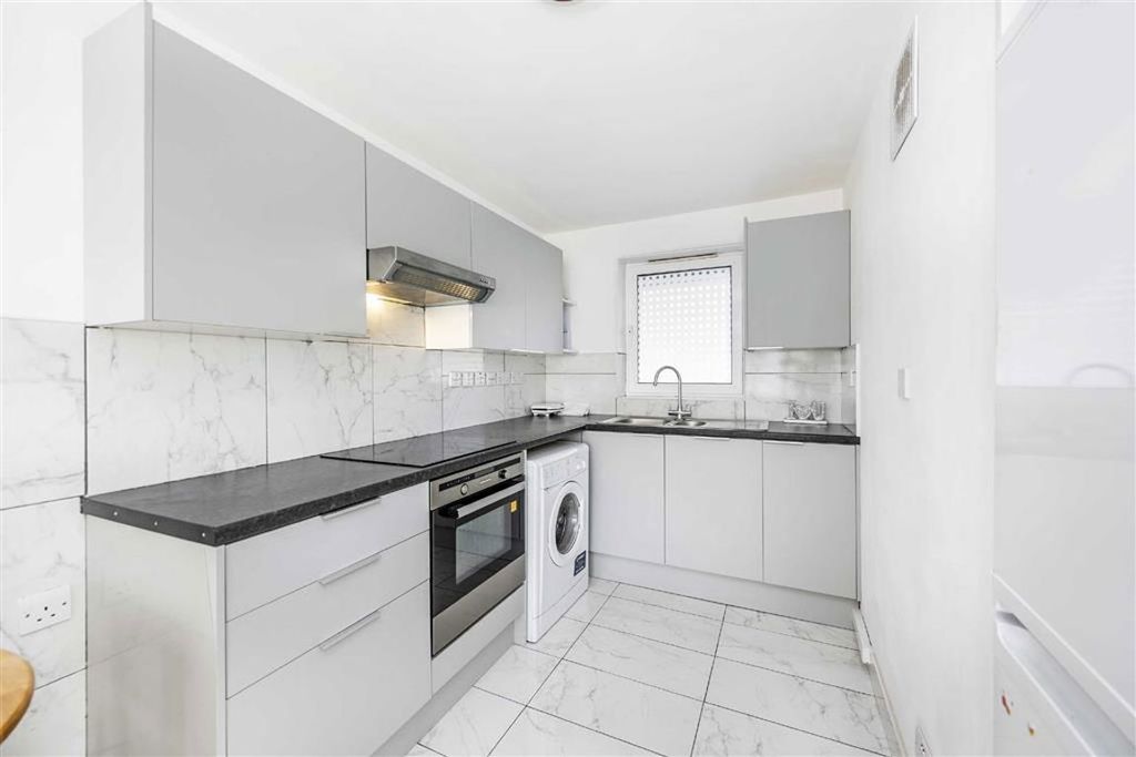 Property photo 3 of 4