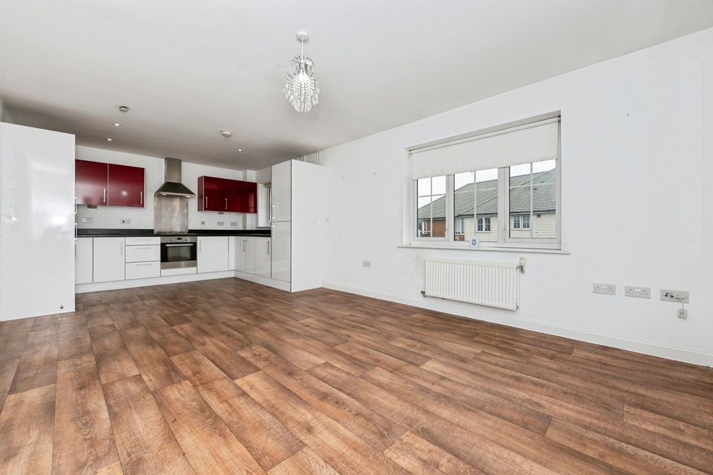 Property photo 3 of 11 Pbox-Img.Jpg