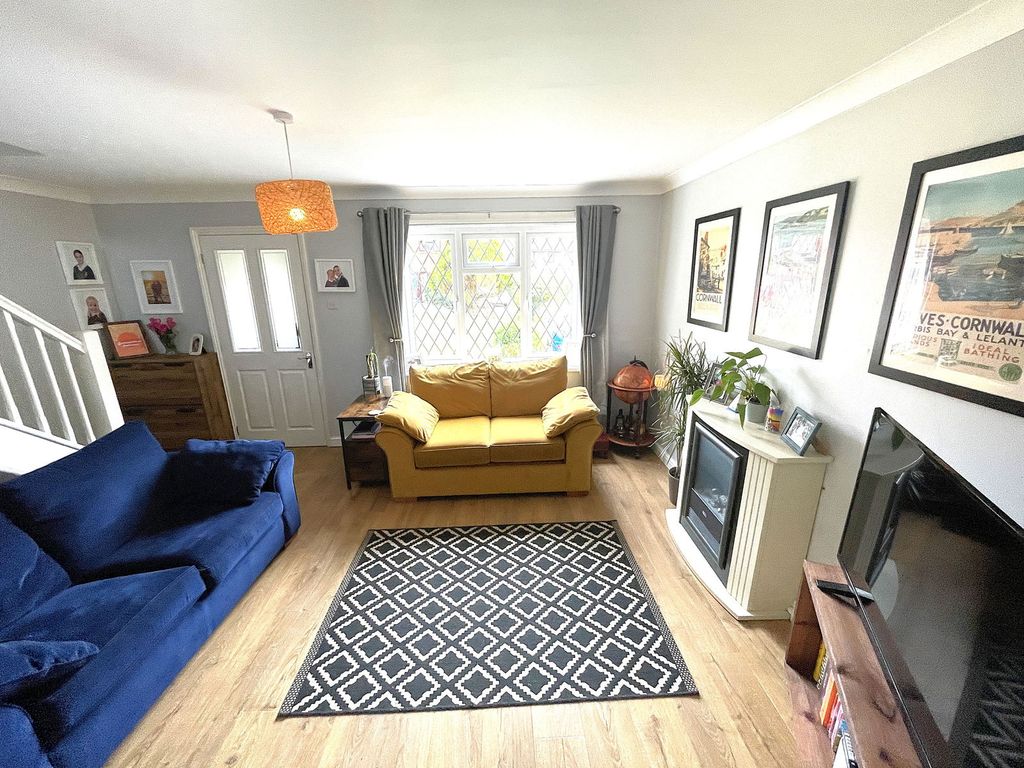 Property photo 3 of 14