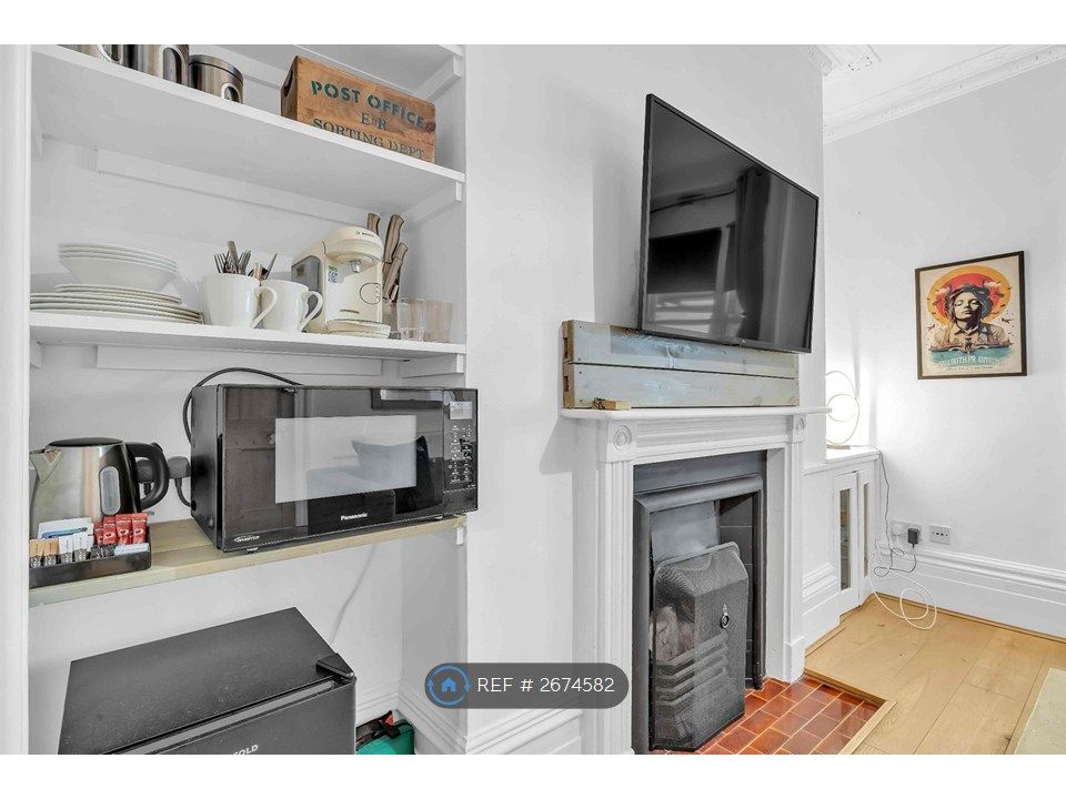 Property photo 2 of 9 Open Plan