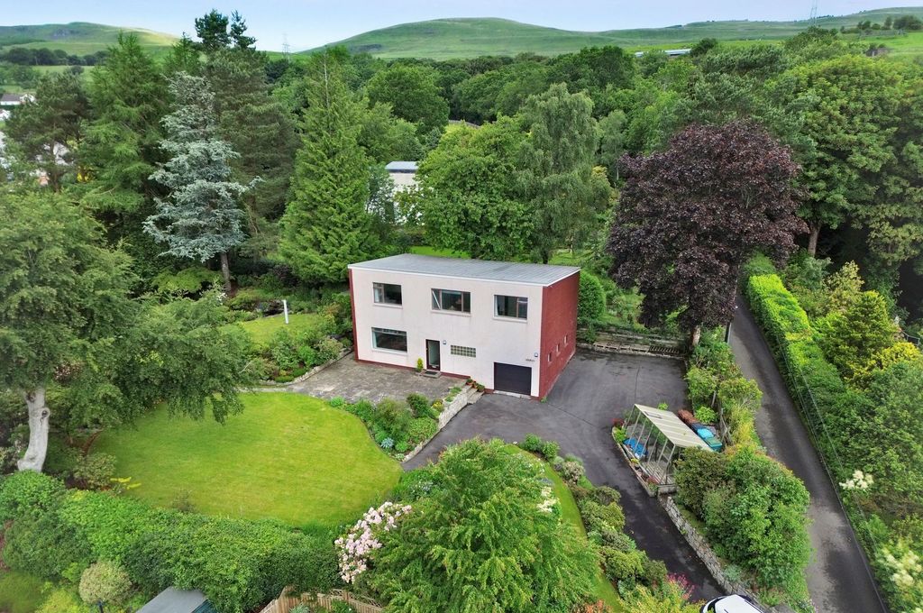Property photo 1 of 44 Aerial 1