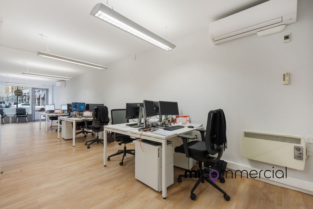 Property photo 2 of 12 1