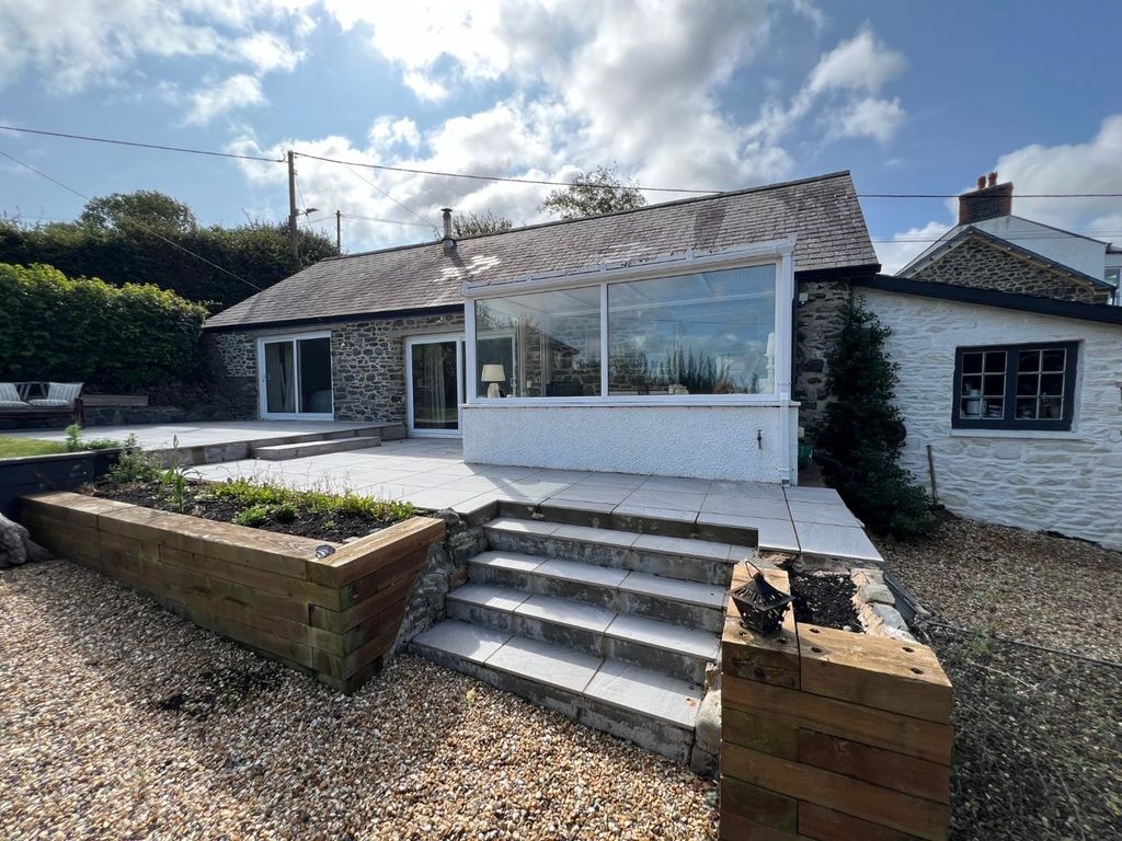 Property photo 3 of 39