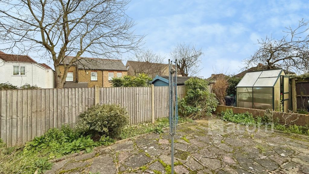 Property photo 2 of 8 54Ede5c1--4DC3-B5...