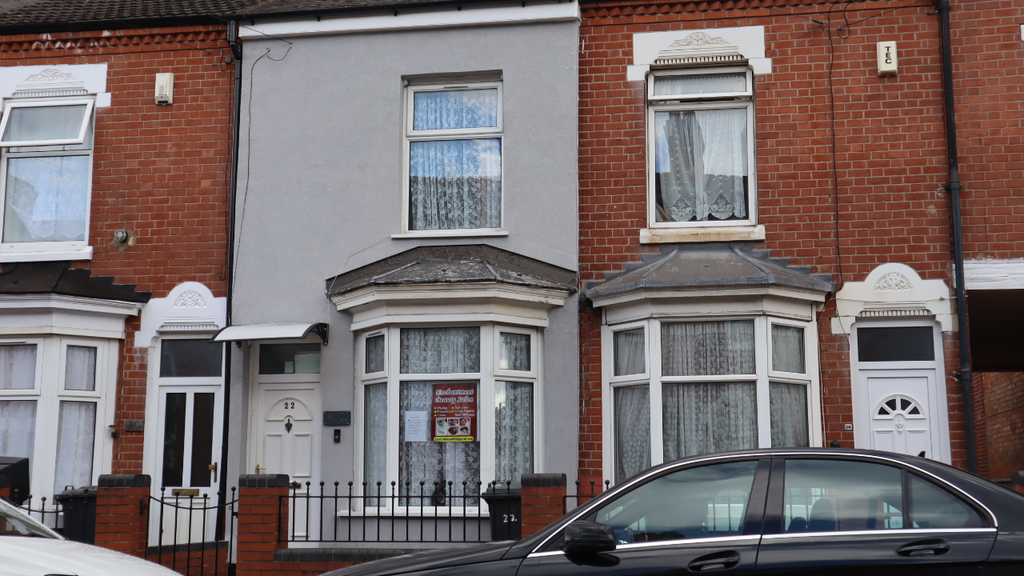 Property photo 1 of 39