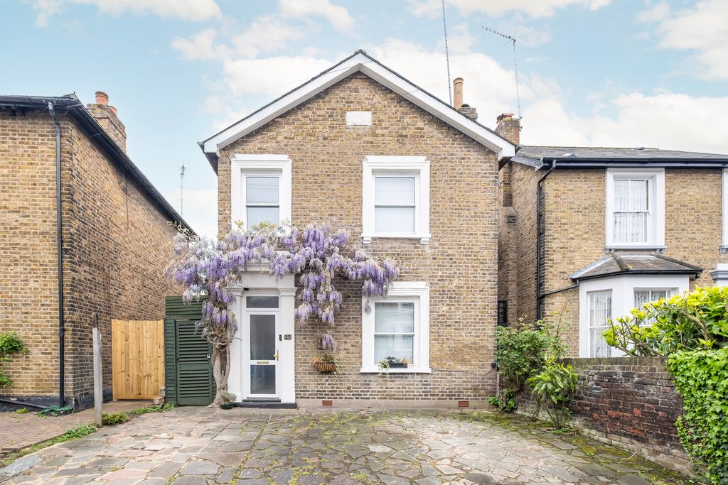 Property photo 1 of 22