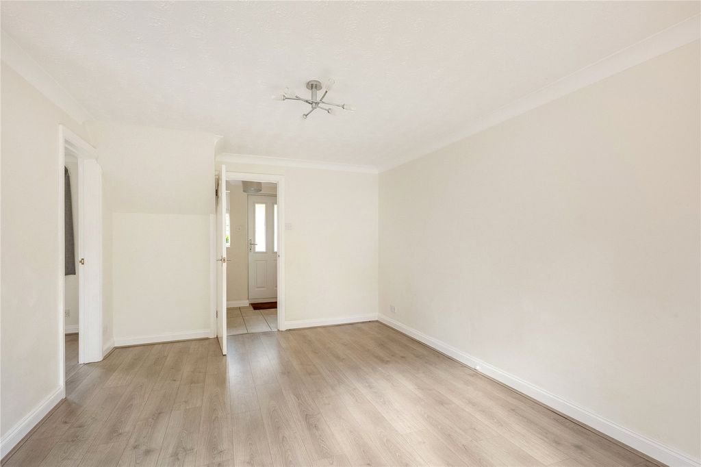 Property photo 3 of 15 Picture No. 05