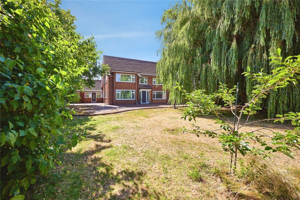 Property photo 1 of 44 Picture No. 19