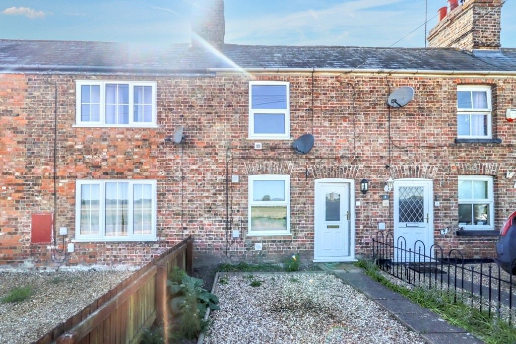 Property photo 1 of 12 4215990