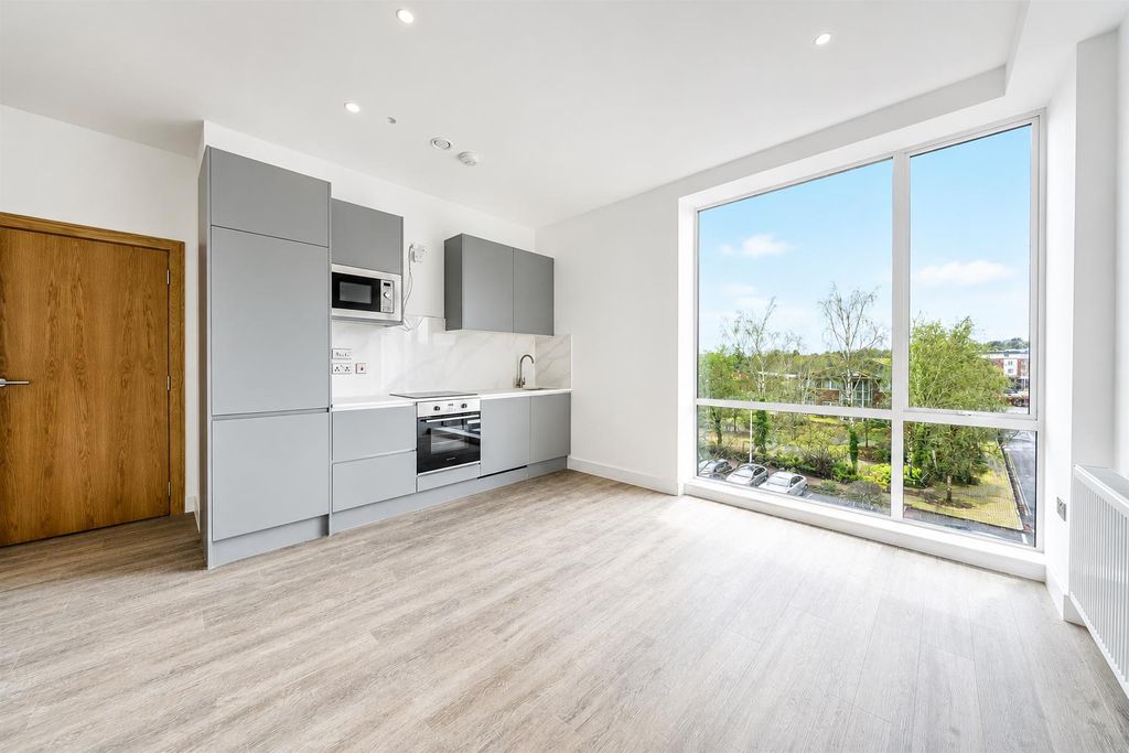 Property photo 3 of 21 0d995417-Bb8A-4Fe6-A1dc-26619c410Efc.Png