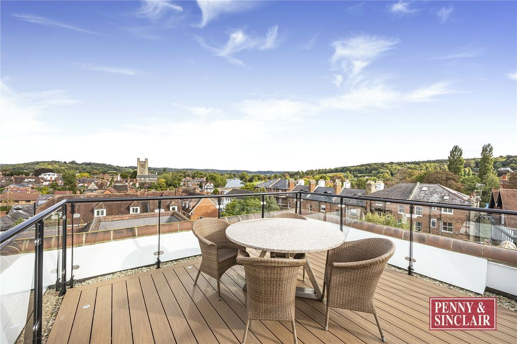 Property photo 1 of 24 Picture No. 10