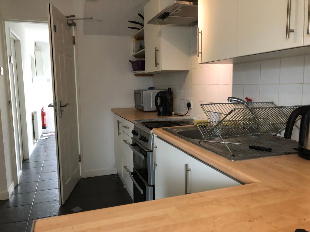 Property photo 3 of 8