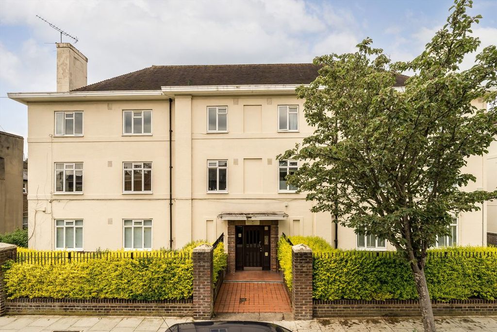 Property photo 1 of 9