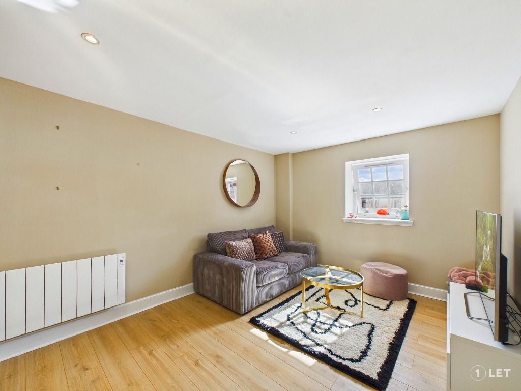 Property photo 3 of 19 Photo 3
