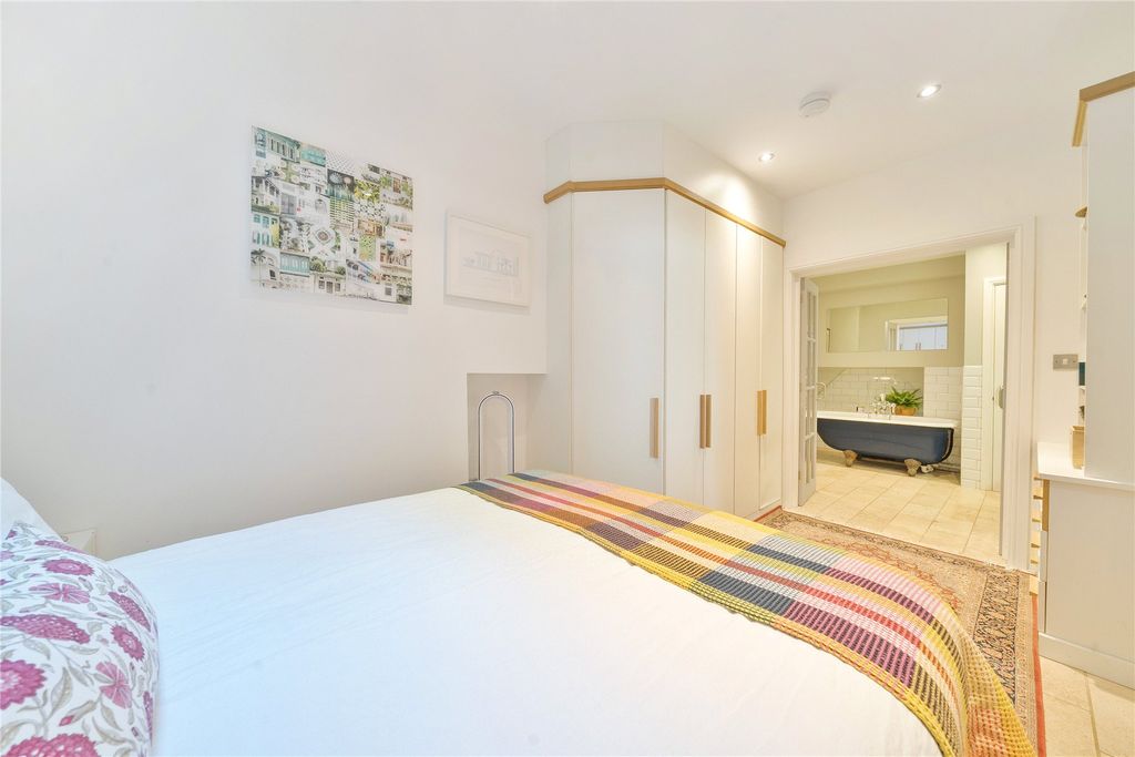 Additional image 8 of 2 bed flat for saleSt Leonards, Exeter EX2