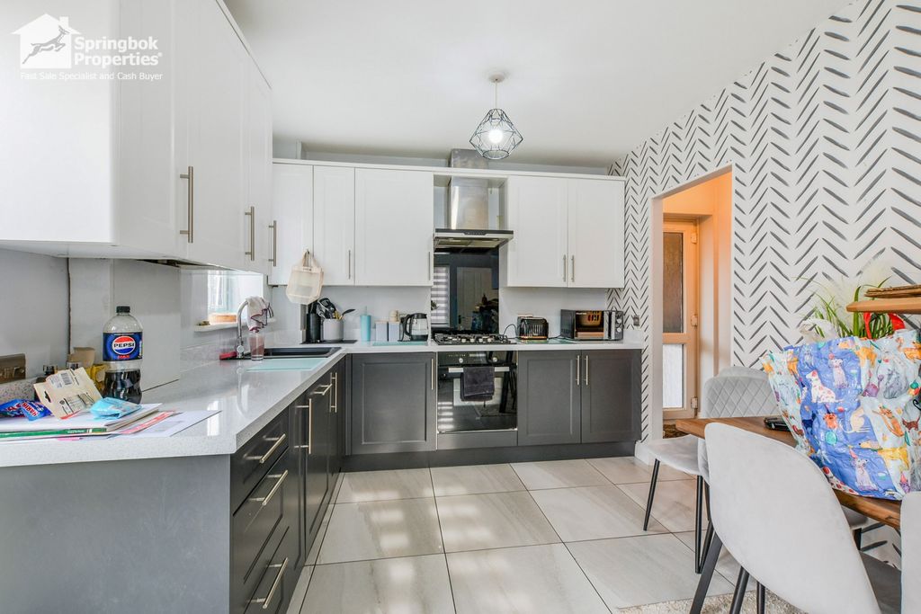 Property photo 3 of 16 Image 3