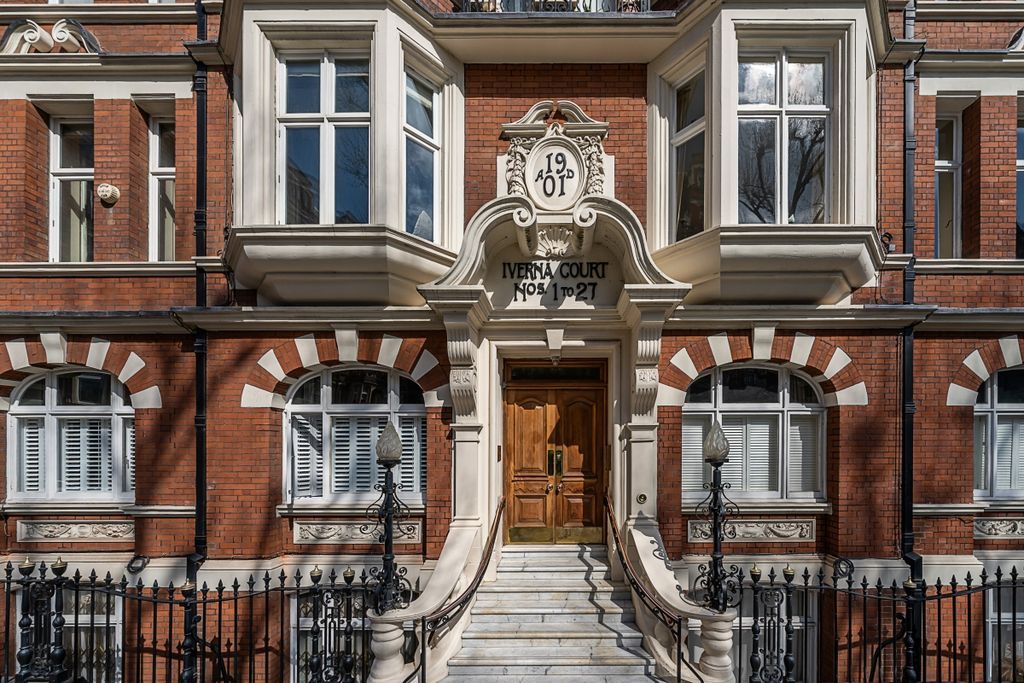 Property photo 3 of 14 Faã§Ade