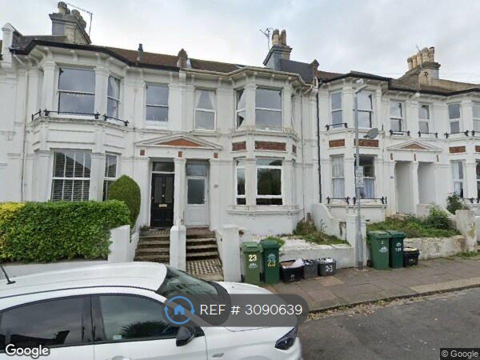 Property photo 1 of 12