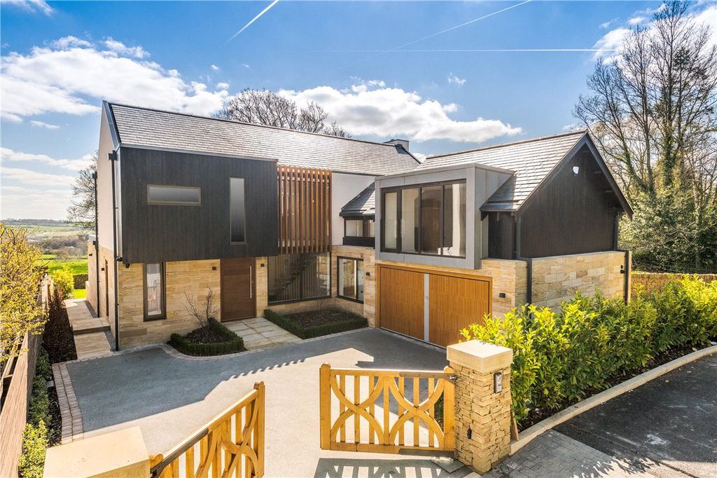 Property photo 1 of 23 Picture No. 28