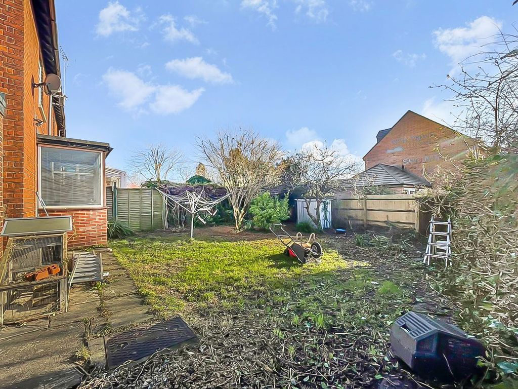 Property photo 2 of 7