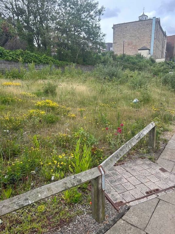 Property photo 1 of 4